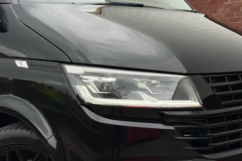 PJ73AWX Volkswagen Transporter Shuttle 2.0 TDI 204PS SE Minibus DSG-ABT Sportsline Special Build Thumbnail #30