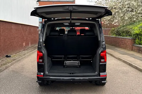 PJ73AWX Volkswagen Transporter Shuttle 2.0 TDI 204PS SE Minibus DSG-ABT Sportsline Special Build Thumbnail #43