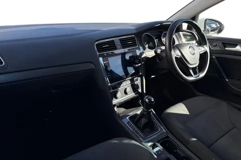 9 of 52 for Volkswagen Golf 1.6 TDI Match Euro 6 (s/s) 5dr