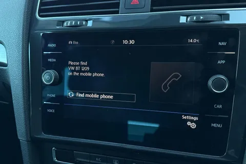 35 of 52 for Volkswagen Golf 1.6 TDI Match Euro 6 (s/s) 5dr