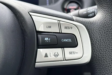 BL72YXG Honda Jazz 1.5 h i-MMD SR eCVT Euro 6 (s/s) 5dr Thumbnail #35