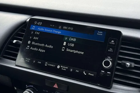 BL72YXG Honda Jazz 1.5 h i-MMD SR eCVT Euro 6 (s/s) 5dr Thumbnail #38