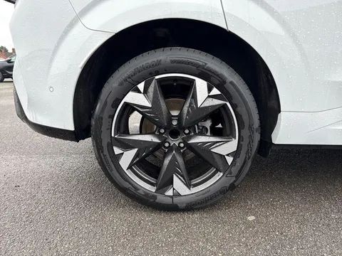 22 of 47 for CUPRA TERRAMAR 1.5 eTSI 150 V2 5dr DSG