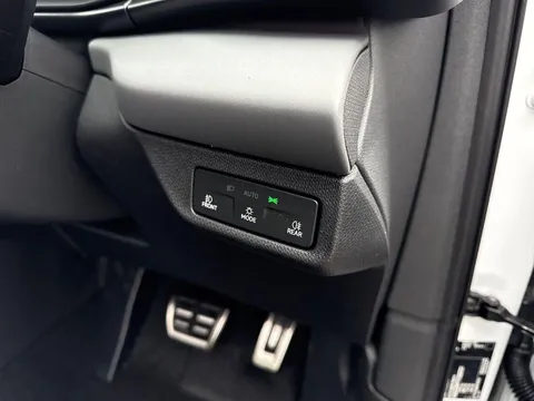 30 of 47 for CUPRA TERRAMAR 1.5 eTSI 150 V2 5dr DSG