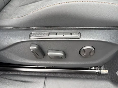 31 of 47 for CUPRA TERRAMAR 1.5 eTSI 150 V2 5dr DSG