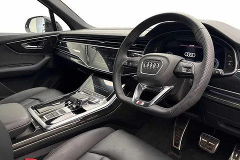 7 of 13 for Audi Q7 SUV Black Edition 50 TDI quattro 286 PS tiptronic