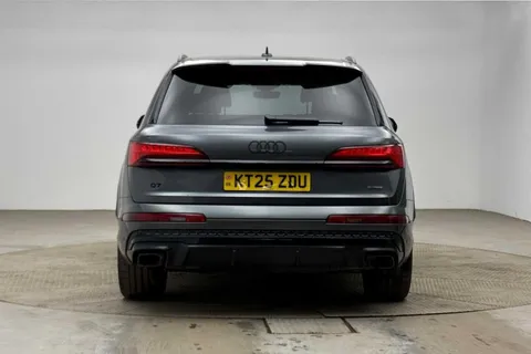 9 of 13 for Audi Q7 SUV Black Edition 50 TDI quattro 286 PS tiptronic