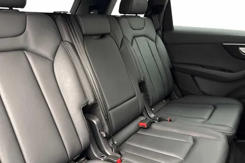 10 of 13 for Audi Q7 SUV Black Edition 50 TDI quattro 286 PS tiptronic