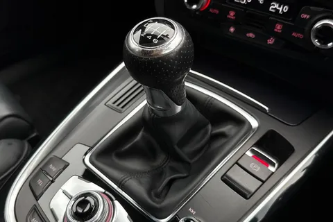 PK16PJV Audi Q5 2.0 TDI S line Plus quattro Euro 6 (s/s) 5dr Thumbnail #21