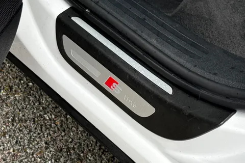 PK16PJV Audi Q5 2.0 TDI S line Plus quattro Euro 6 (s/s) 5dr Thumbnail #34