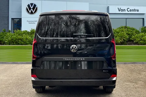 4 of 58 for VOLKSWAGEN TRANSPORTER 2.0 TDI 150 Commerce Pro Kombi Van 4MOTION Auto