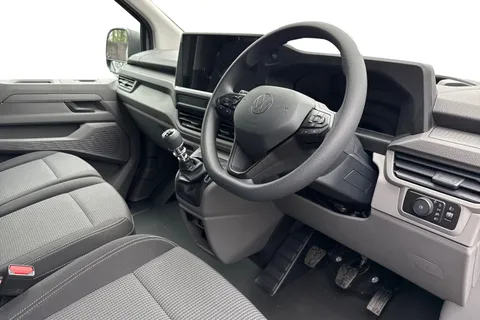 PK26AFY Volkswagen Transporter 2.0 TDI 110 Commerce Van Thumbnail #14