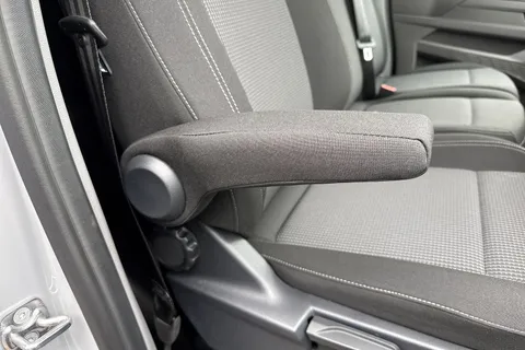 PK26AFY Volkswagen Transporter 2.0 TDI 110 Commerce Van Thumbnail #26