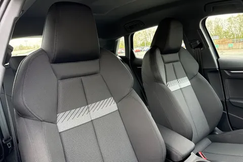 PN73NBZ Audi A3 Sport 30 TFSI  110 PS 6-speed Thumbnail #25