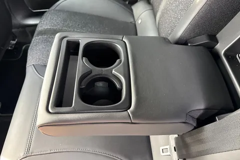 KM25UHD PEUGEOT 308 1.2 HYBRID GT e-DSC6 Euro 6 (s/s) 5dr Thumbnail #34