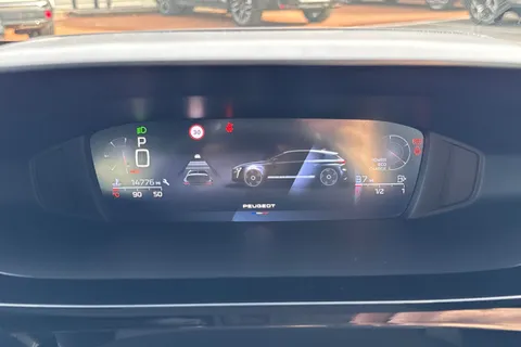 KM25UHD PEUGEOT 308 1.2 HYBRID GT e-DSC6 Euro 6 (s/s) 5dr Thumbnail #48