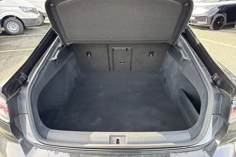 YB71XUZ Volkswagen Arteon 2.0 TDI 200PS R-Line 5dr DSG ⭐ 20' Nashville alloy With DCC,  Park Assist⭐ Thumbnail #8