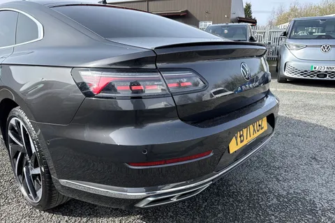 YB71XUZ Volkswagen Arteon 2.0 TDI 200PS R-Line 5dr DSG ⭐ 20' Nashville alloy With DCC,  Park Assist⭐ Thumbnail #9