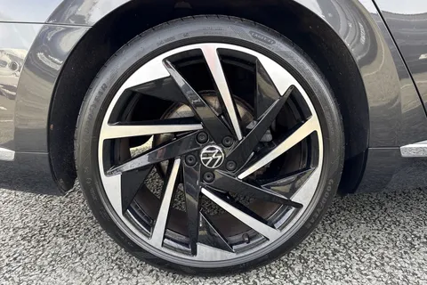 YB71XUZ Volkswagen Arteon 2.0 TDI 200PS R-Line 5dr DSG ⭐ 20' Nashville alloy With DCC,  Park Assist⭐ Thumbnail #14