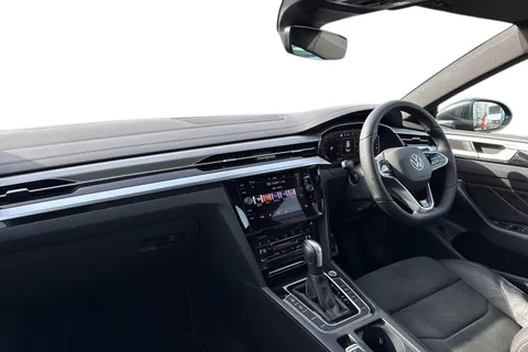 YB71XUZ Volkswagen Arteon 2.0 TDI 200PS R-Line 5dr DSG ⭐ 20' Nashville alloy With DCC,  Park Assist⭐ Thumbnail #16
