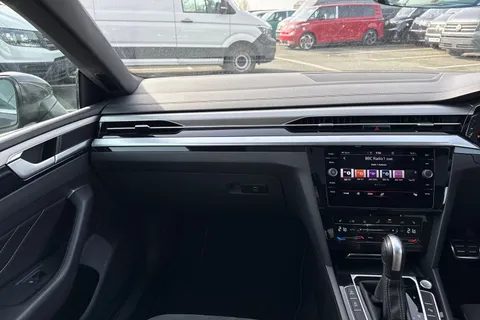 YB71XUZ Volkswagen Arteon 2.0 TDI 200PS R-Line 5dr DSG ⭐ 20' Nashville alloy With DCC,  Park Assist⭐ Thumbnail #21