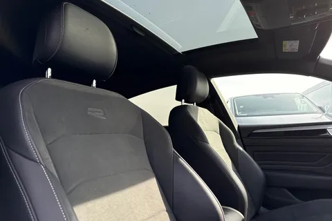 YB71XUZ Volkswagen Arteon 2.0 TDI 200PS R-Line 5dr DSG ⭐ 20' Nashville alloy With DCC,  Park Assist⭐ Thumbnail #25