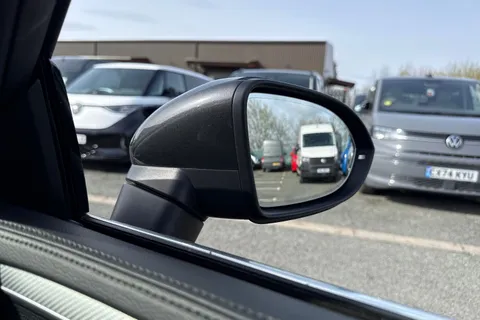 YB71XUZ Volkswagen Arteon 2.0 TDI 200PS R-Line 5dr DSG ⭐ 20' Nashville alloy With DCC,  Park Assist⭐ Thumbnail #39