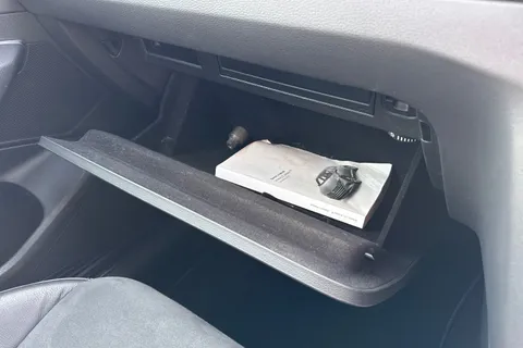 YB71XUZ Volkswagen Arteon 2.0 TDI 200PS R-Line 5dr DSG ⭐ 20' Nashville alloy With DCC,  Park Assist⭐ Thumbnail #42