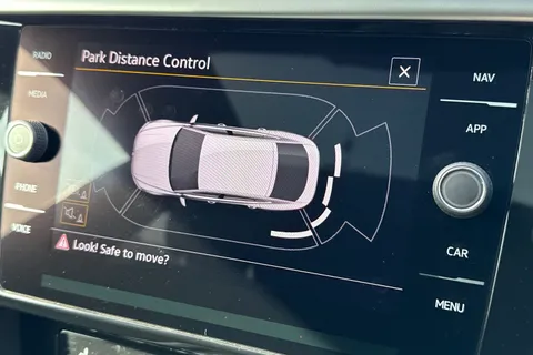 YB71XUZ Volkswagen Arteon 2.0 TDI 200PS R-Line 5dr DSG ⭐ 20' Nashville alloy With DCC,  Park Assist⭐ Thumbnail #47