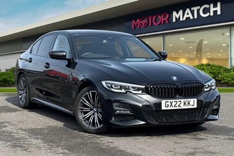 GX22KKJ BMW 3 Series 2.0 320i M Sport Auto Euro 6 (s/s) 4dr Thumbnail #2