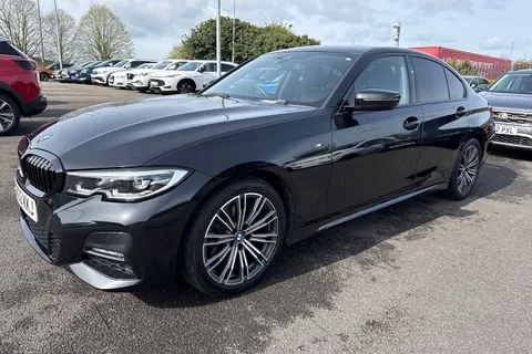 GX22KKJ BMW 3 Series 2.0 320i M Sport Auto Euro 6 (s/s) 4dr Thumbnail #28