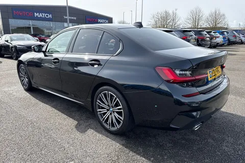 GX22KKJ BMW 3 Series 2.0 320i M Sport Auto Euro 6 (s/s) 4dr Thumbnail #31