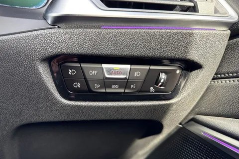 GX22KKJ BMW 3 Series 2.0 320i M Sport Auto Euro 6 (s/s) 4dr Thumbnail #43