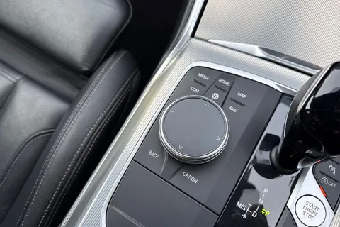 GX22KKJ BMW 3 Series 2.0 320i M Sport Auto Euro 6 (s/s) 4dr Thumbnail #59