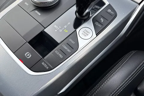 GX22KKJ BMW 3 Series 2.0 320i M Sport Auto Euro 6 (s/s) 4dr Thumbnail #60