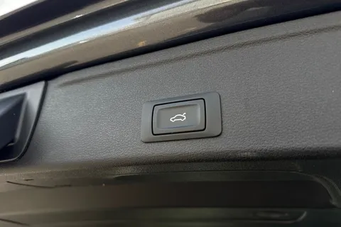 HC19GYD Audi A4 Avant 2.0 TFSI 35 S line Euro 6 (s/s) 5dr Thumbnail #26