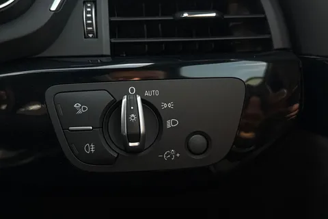 HC19GYD Audi A4 Avant 2.0 TFSI 35 S line Euro 6 (s/s) 5dr Thumbnail #34