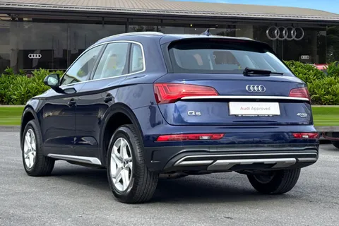 PJ24HJU Audi Q5 Sport 40 TDI quattro 204 PS S tronic Thumbnail #3