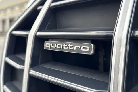 PJ24HJU Audi Q5 Sport 40 TDI quattro 204 PS S tronic Thumbnail #28