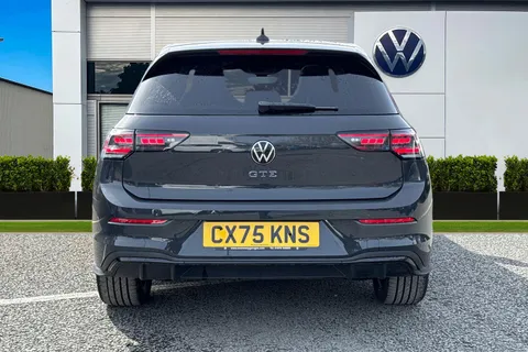 CX75KNS Volkswagen Golf 1.5 TSI 272 GTE eHybrid 5dr DSG⭐ Leather, Sunroof, DCC, Heads Up, Black Pac Thumbnail #5