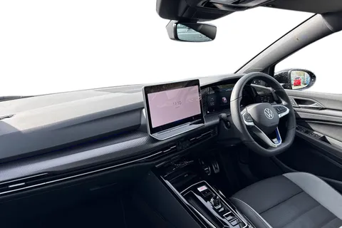 CX75KNS Volkswagen Golf 1.5 TSI 272 GTE eHybrid 5dr DSG⭐ Leather, Sunroof, DCC, Heads Up, Black Pac Thumbnail #15