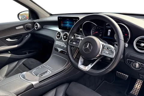 NL69PZS Mercedes-Benz Glc 2.0 GLC220d AMG Line G-Tronic+ 4MATIC Euro 6 (s/s) 5dr Thumbnail #15