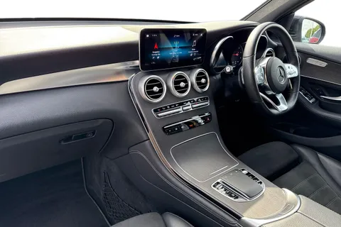 NL69PZS Mercedes-Benz Glc 2.0 GLC220d AMG Line G-Tronic+ 4MATIC Euro 6 (s/s) 5dr Thumbnail #16