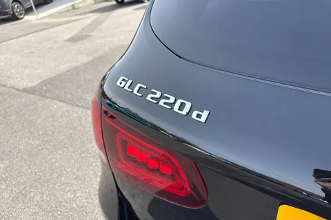 NL69PZS Mercedes-Benz Glc 2.0 GLC220d AMG Line G-Tronic+ 4MATIC Euro 6 (s/s) 5dr Thumbnail #33