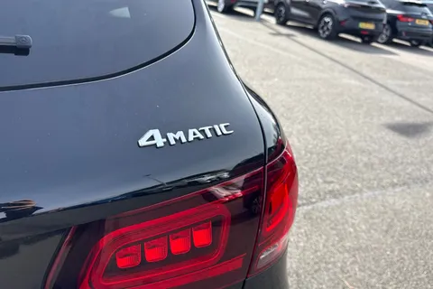 NL69PZS Mercedes-Benz Glc 2.0 GLC220d AMG Line G-Tronic+ 4MATIC Euro 6 (s/s) 5dr Thumbnail #34