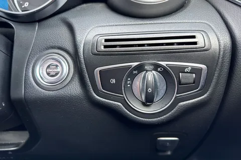 NL69PZS Mercedes-Benz Glc 2.0 GLC220d AMG Line G-Tronic+ 4MATIC Euro 6 (s/s) 5dr Thumbnail #44