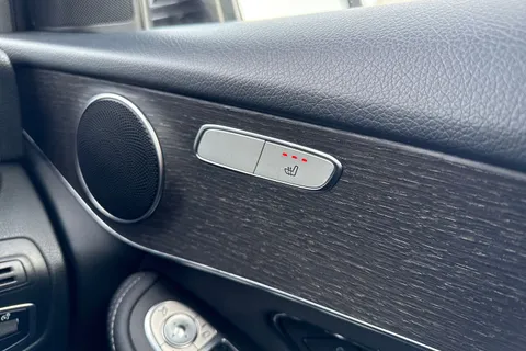 NL69PZS Mercedes-Benz Glc 2.0 GLC220d AMG Line G-Tronic+ 4MATIC Euro 6 (s/s) 5dr Thumbnail #45