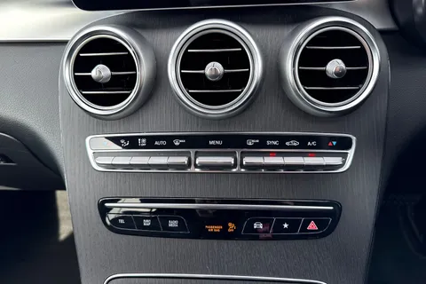 NL69PZS Mercedes-Benz Glc 2.0 GLC220d AMG Line G-Tronic+ 4MATIC Euro 6 (s/s) 5dr Thumbnail #58
