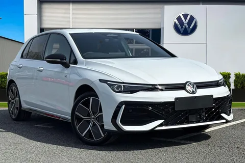  Volkswagen Golf 1.5 eTSI MHEV Black Edition DSG Euro 6 (s/s) 5dr Thumbnail #2