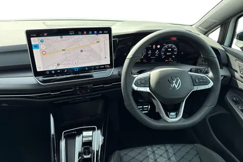  Volkswagen Golf 1.5 eTSI MHEV Black Edition DSG Euro 6 (s/s) 5dr Thumbnail #18